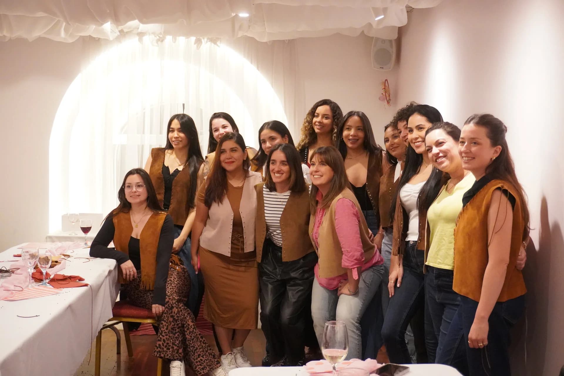 Personalizá tu propio chaleco de cuero